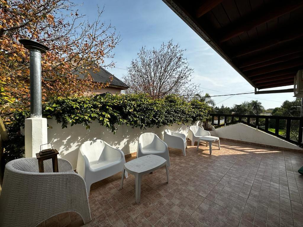 Posada Costa Del Sol Colón Zewnętrze zdjęcie